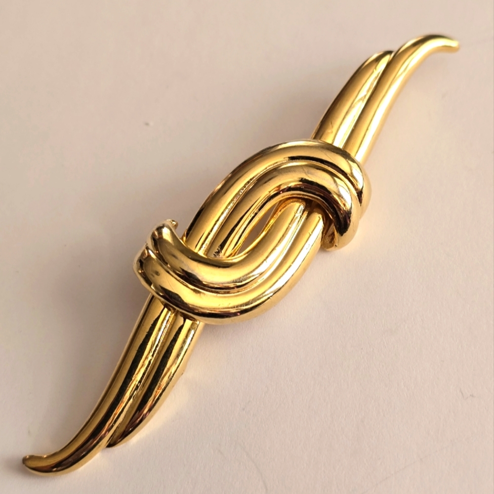 Vintage brooch swoop gold tone bold elegant large pin retro wave wavy knot